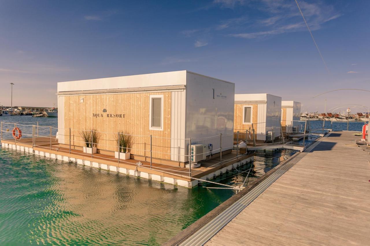 Aqua Resort Giulianova - Houseboat Experience Exterior photo